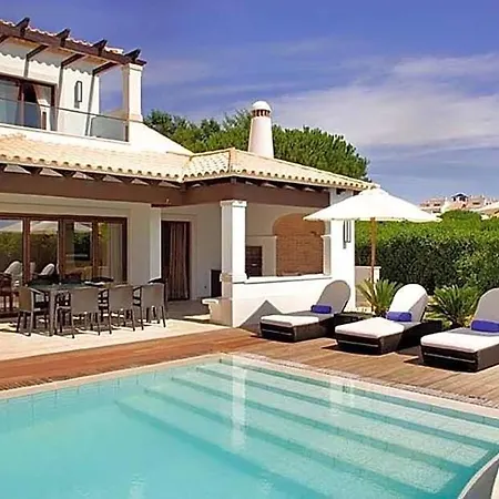 Olhos De Agua Sleeps 8 Pool Air Con Wifi Villa